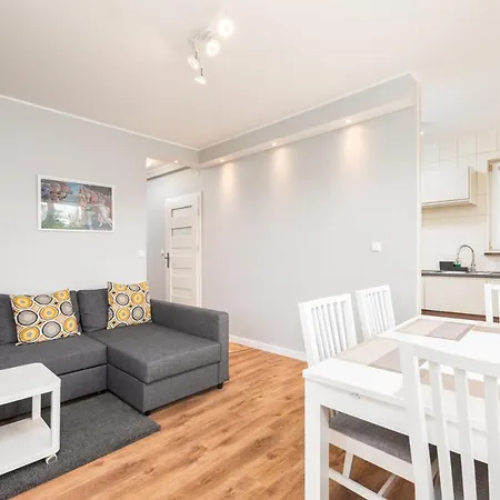 Zadumana 3/5 By Homeprime Varsóvia